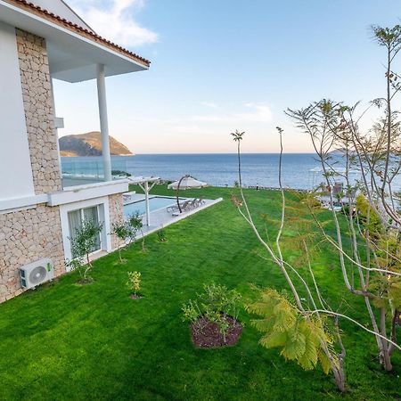 Beachfront Sari Villa With Private Swimming Pool Калкан Экстерьер фото