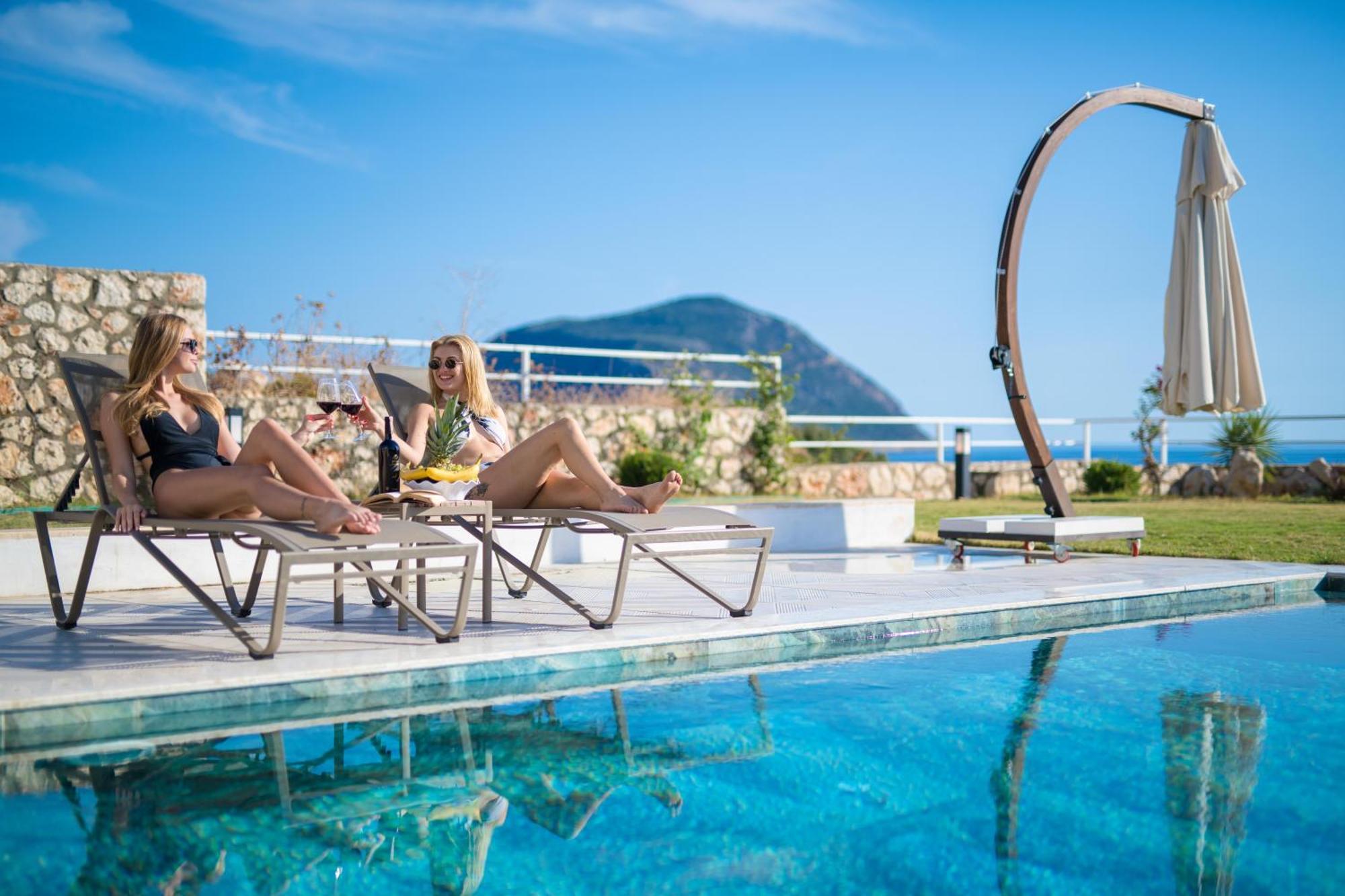 Beachfront Sari Villa With Private Swimming Pool Калкан Экстерьер фото