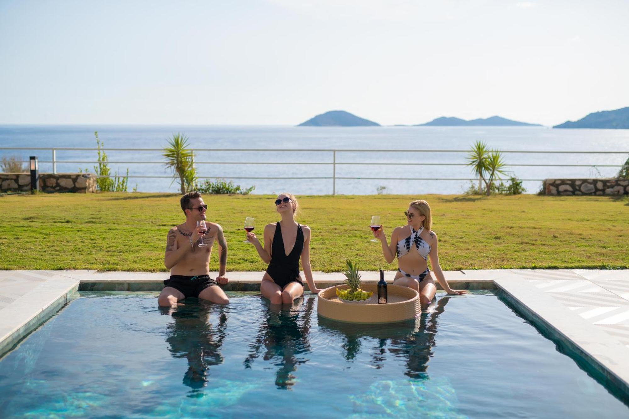 Beachfront Sari Villa With Private Swimming Pool Калкан Экстерьер фото
